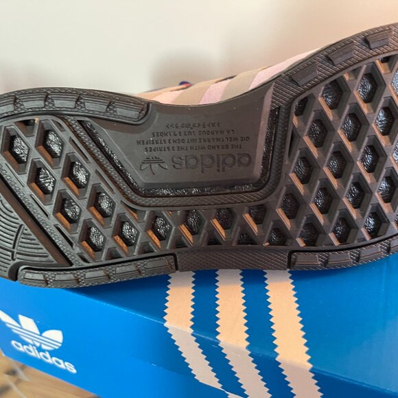 Adidas Sneakers - 7 - Picture 6 of 7